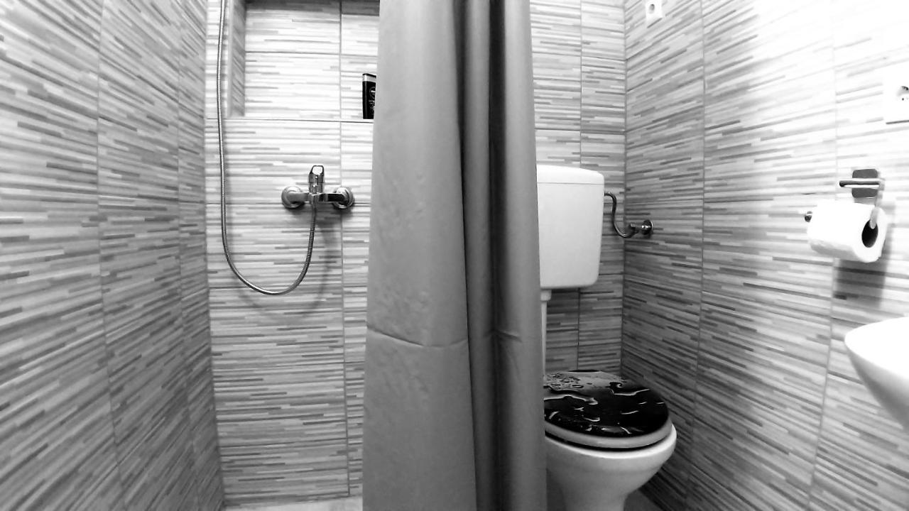Apartment Sajra Kulen Vakuf Kültér fotó